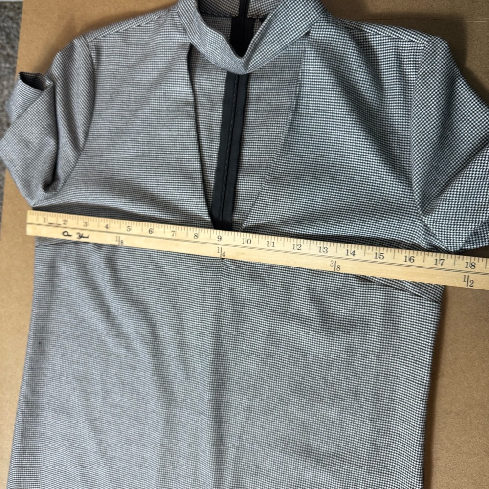 Zara Dress V-Neck Chocker Cutout Neckline Short Sleeve Micro Houndstooth Pattern - Picture 6 of 10